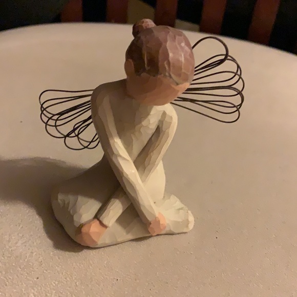 Willow Tree Other - Willow Tree Serenity piece girl with angel wings